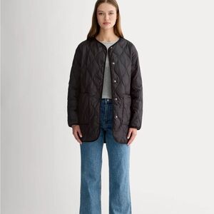 Everlane Women's Black Quilted Puffer Jacket THE QUILTED LINER